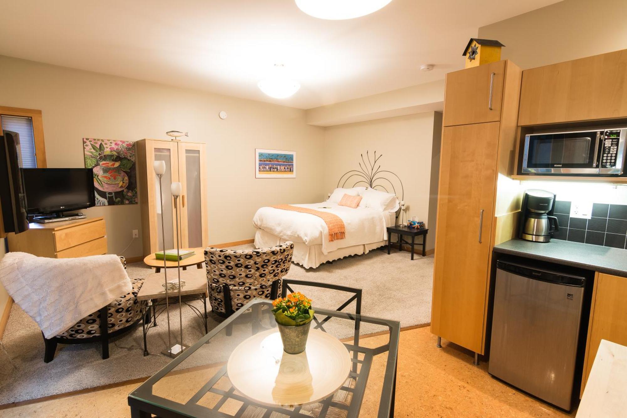 Cormier'S Studio Guest Suites Penticton Luaran gambar