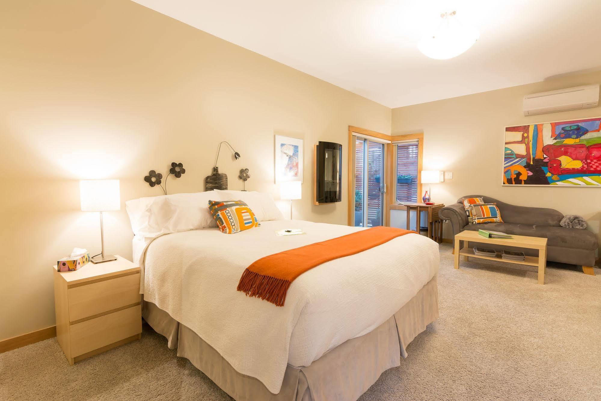 Cormier'S Studio Guest Suites Penticton Luaran gambar